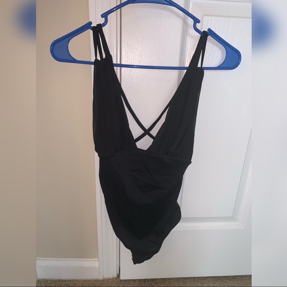 Prettylittlething Black Bodysuit